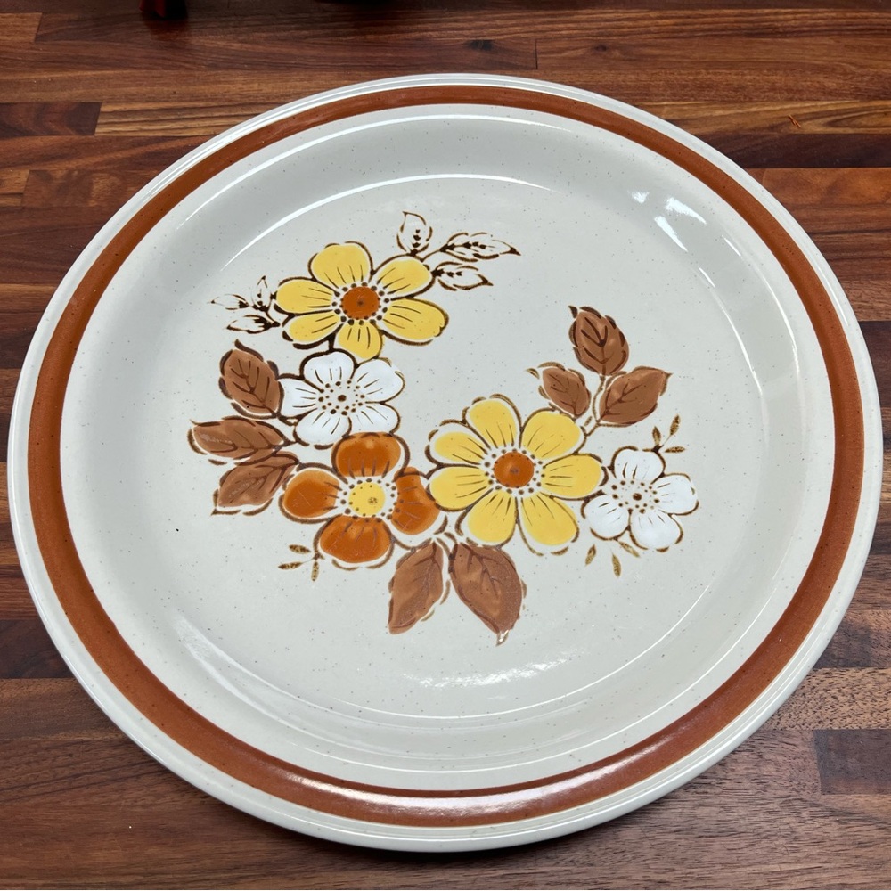 Autumn collection Stoneware serving plates 12 inches